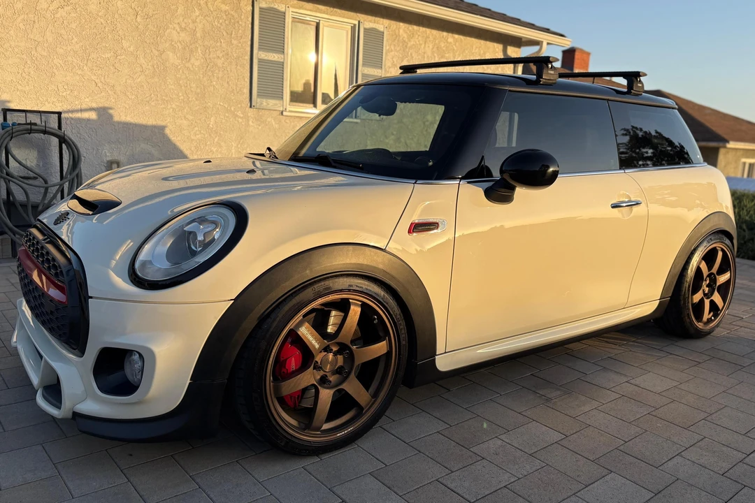2017 Mini Mini Cooper S 3rd Gen - Image 3 of 31