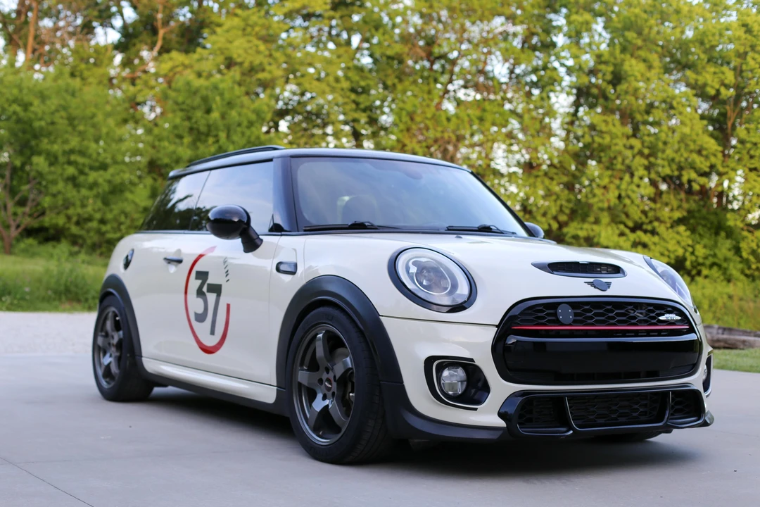 2017 Mini Mini Cooper S 3rd Gen - Image 30 of 31