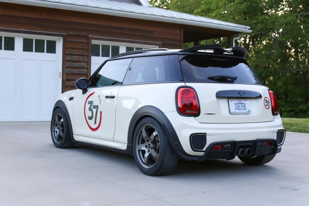 2017 Mini Mini Cooper S 3rd Gen - Image 17 of 31