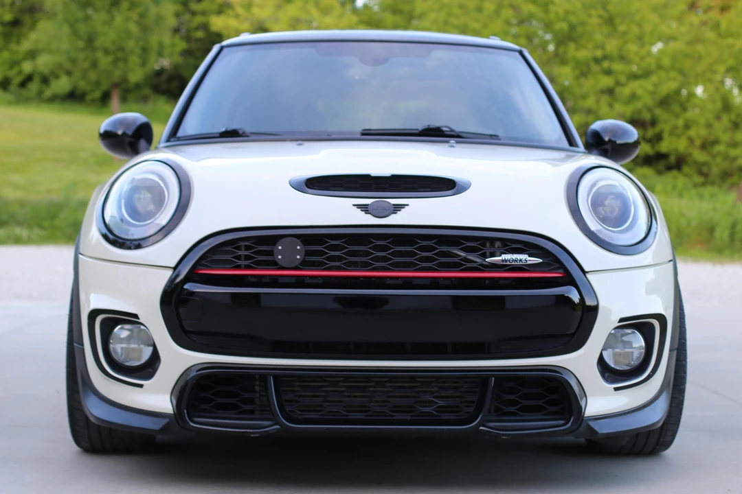 2017 Mini Mini Cooper S 3rd Gen - Image 2 of 31