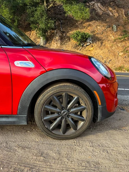 2017 Mini Mini 3rd Gen - Image 14 of 17