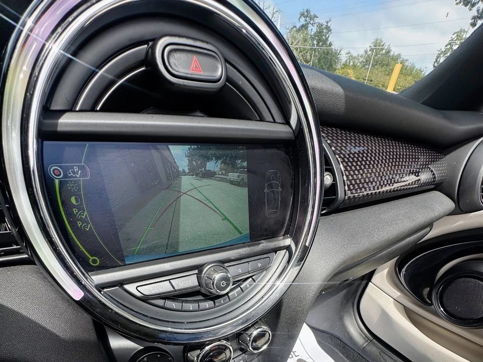 2017 Mini Mini Cooper S 3rd Gen - Image 8 of 10