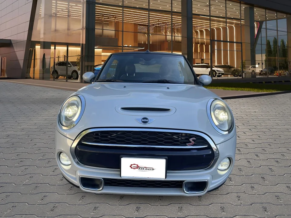 2017 Mini Mini Cooper S 3rd Gen - Image 3 of 27