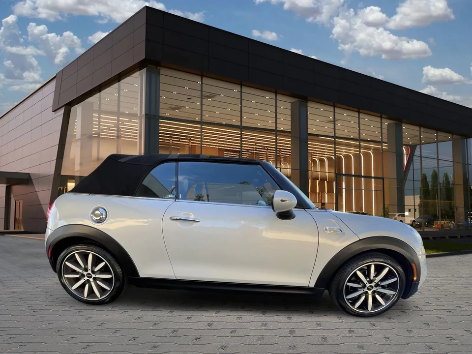 2017 Mini Mini Cooper S 3rd Gen - Image 7 of 27