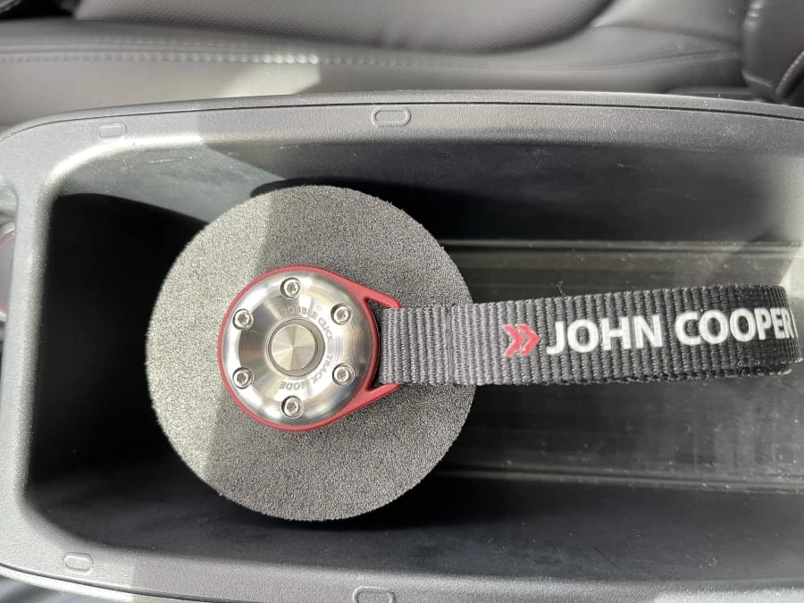 2017 Mini Mini Cooper S 3rd Gen - Image 5 of 6