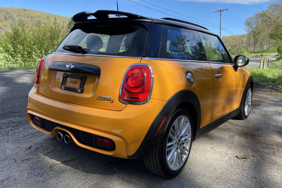 2017 Mini Mini Cooper S 3rd Gen - Image 4 of 31