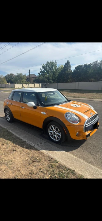 2017 Mini Mini Cooper S 3rd Gen - Image 5 of 8