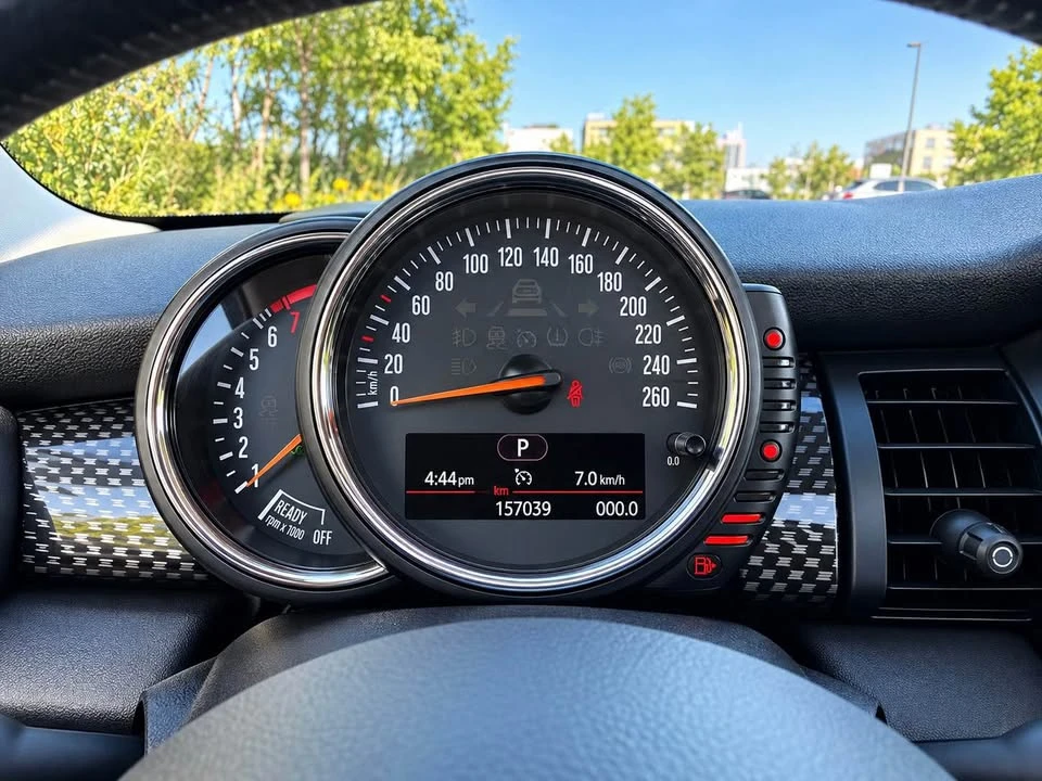 2017 Mini Mini Cooper S 3rd Gen - Image 18 of 19