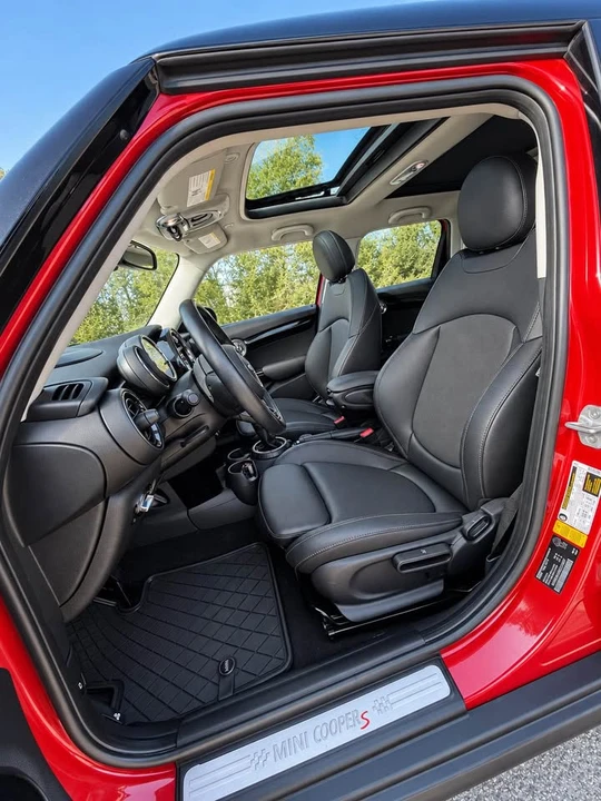 2017 Mini Mini 3rd Gen - Image 8 of 19