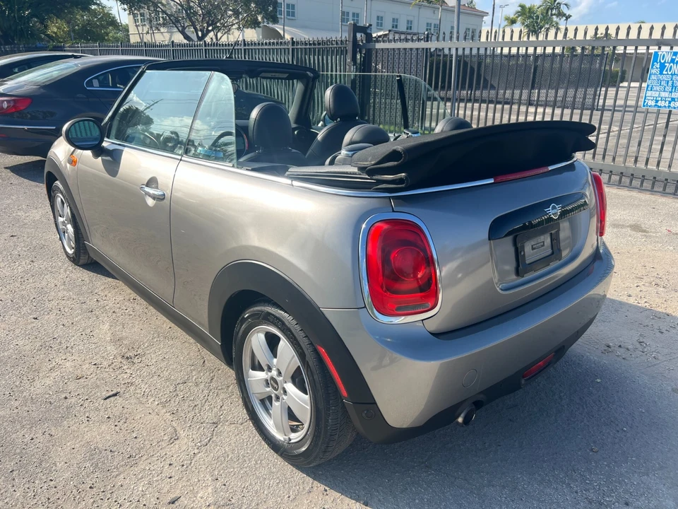 2017 Mini Mini 3rd Gen - Image 6 of 25