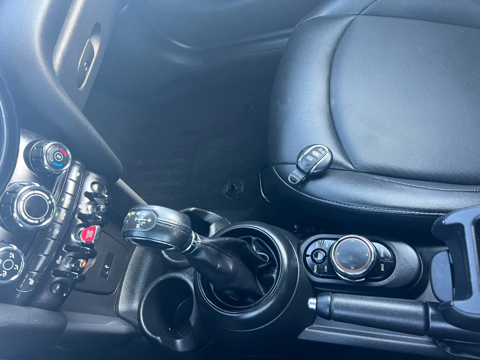 2017 Mini Mini 3rd Gen - Image 24 of 25