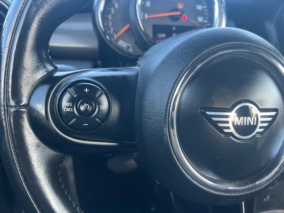 2017 Mini Mini 3rd Gen - Image 21 of 25