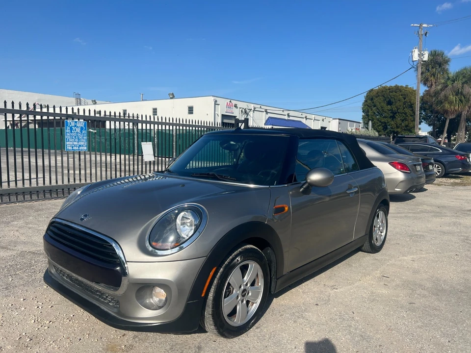 2017 Mini Mini 3rd Gen - Image 4 of 25
