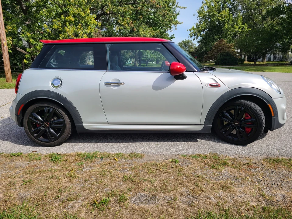 2017 Mini Mini John Cooper Works 3rd Gen - Image 6 of 21