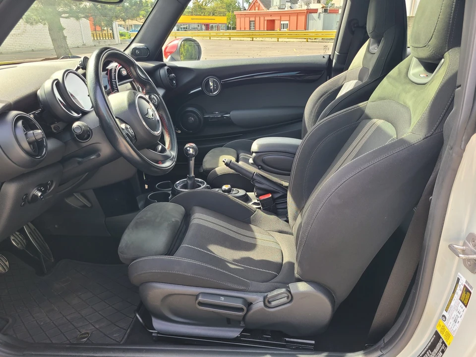 2017 Mini Mini John Cooper Works 3rd Gen - Image 10 of 21