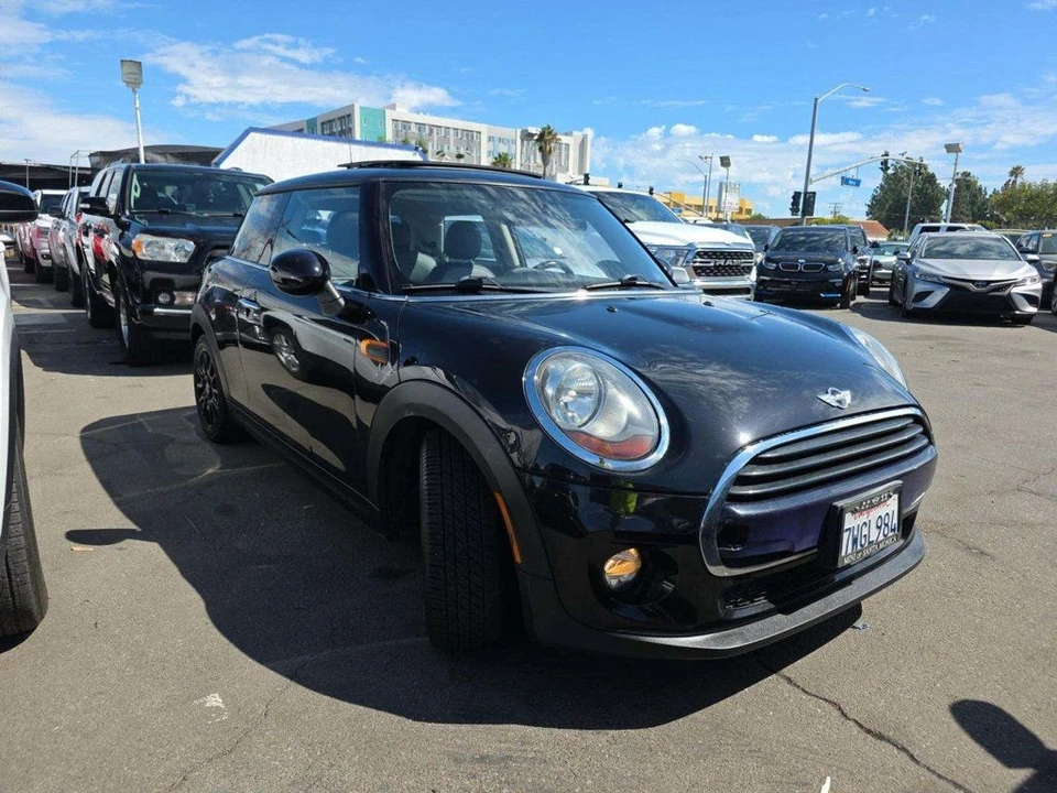 2017 Mini Mini 3rd Gen - Image 4 of 13
