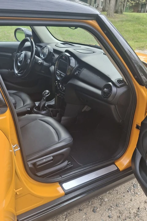 2017 Mini Mini 3rd Gen - Image 10 of 18