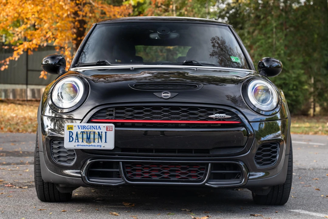 2017 Mini Mini 3rd Gen - Image 2 of 31