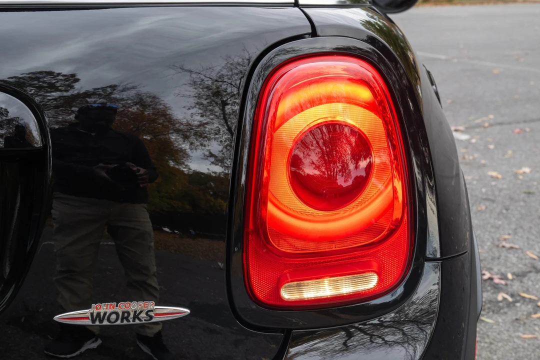 2017 Mini Mini 3rd Gen - Image 24 of 31