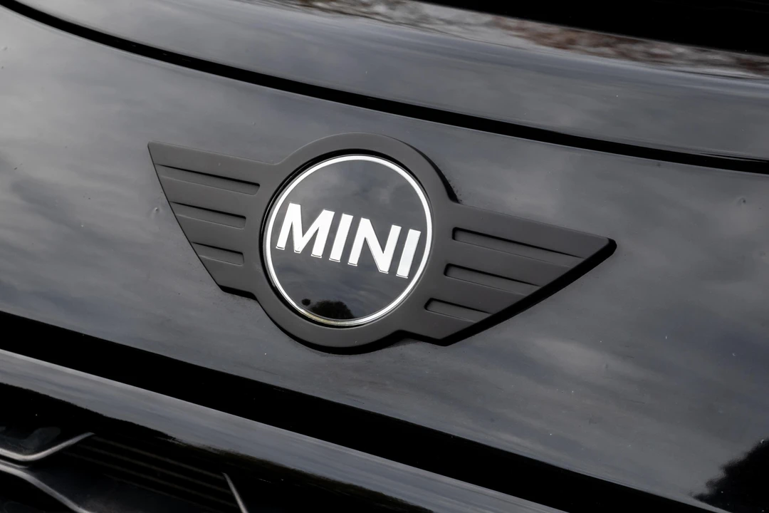 2017 Mini Mini 3rd Gen - Image 14 of 31