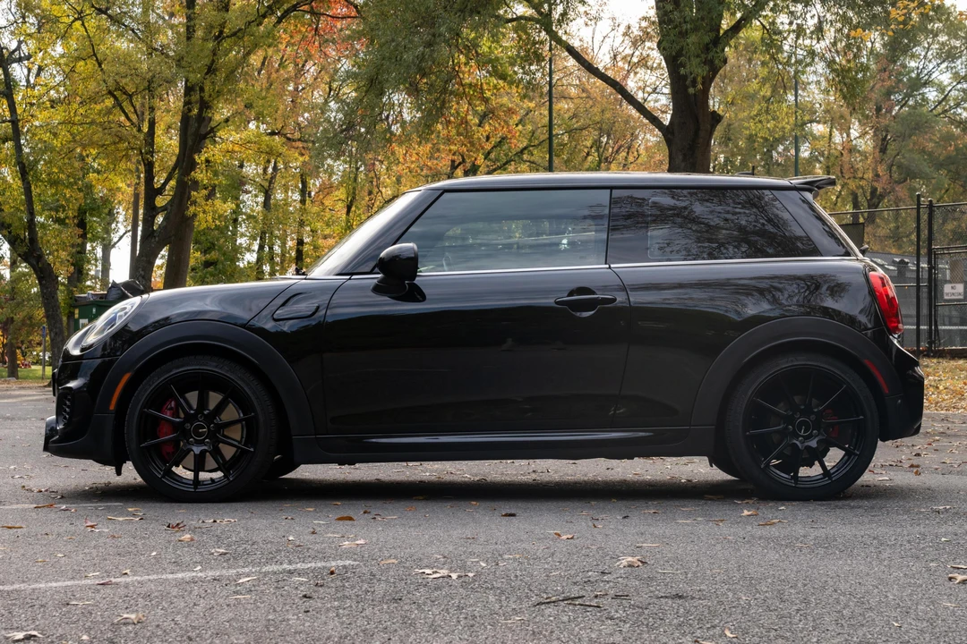 2017 Mini Mini 3rd Gen - Image 3 of 31