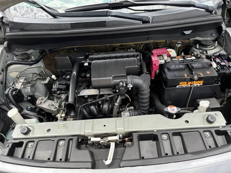 2017 Mitsubishi 3000GT - Image 3 of 8