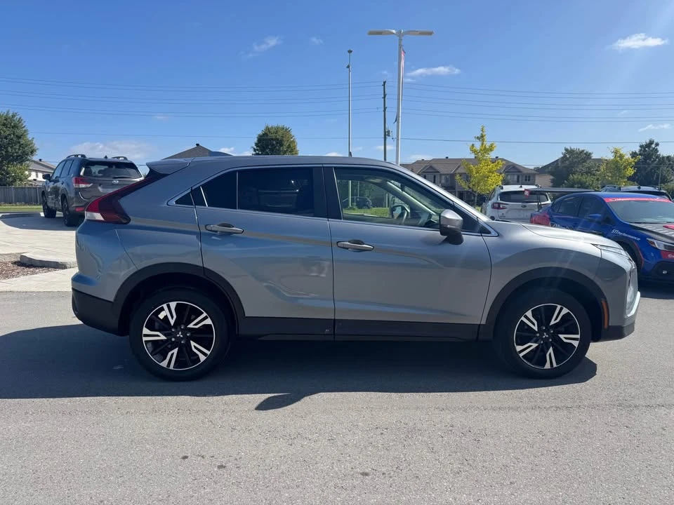 2017 Mitsubishi Eclipse Cross - Image 6 of 16