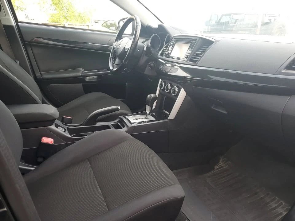 2017 Mitsubishi Lancer 10th Gen - Image 18 of 19