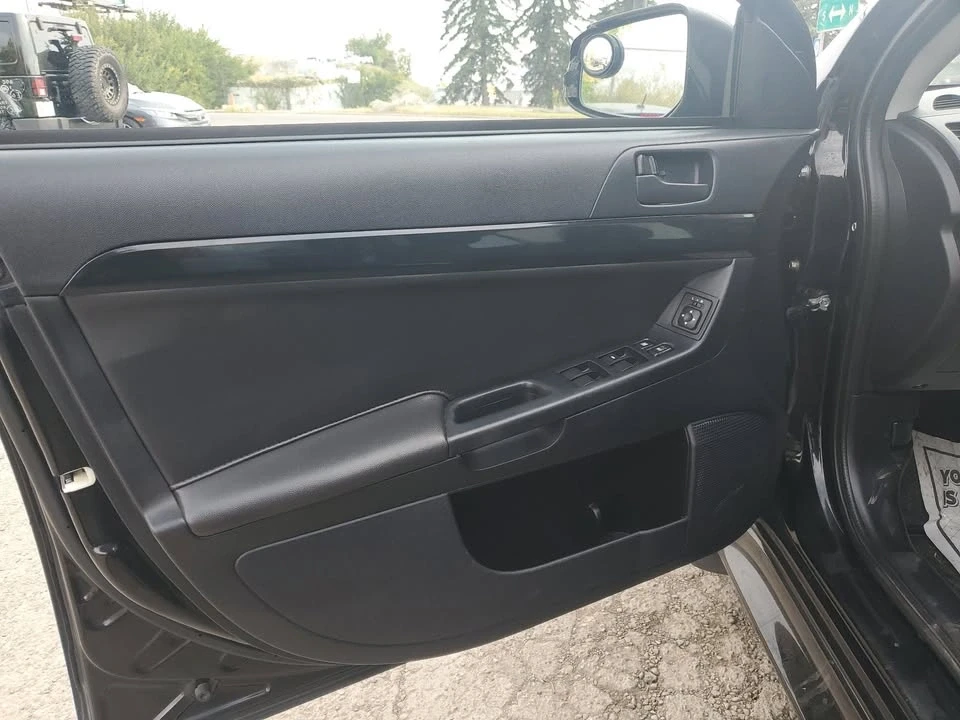 2017 Mitsubishi Lancer 10th Gen - Image 17 of 19