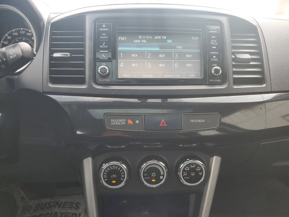 2017 Mitsubishi Lancer 10th Gen - Image 13 of 19
