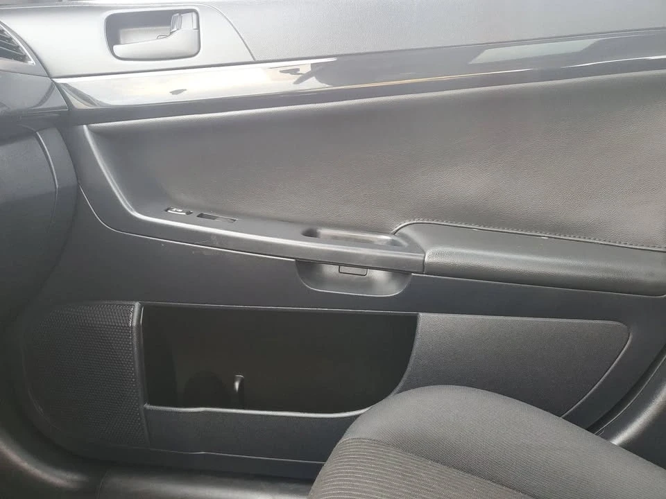 2017 Mitsubishi Lancer 10th Gen - Image 15 of 19