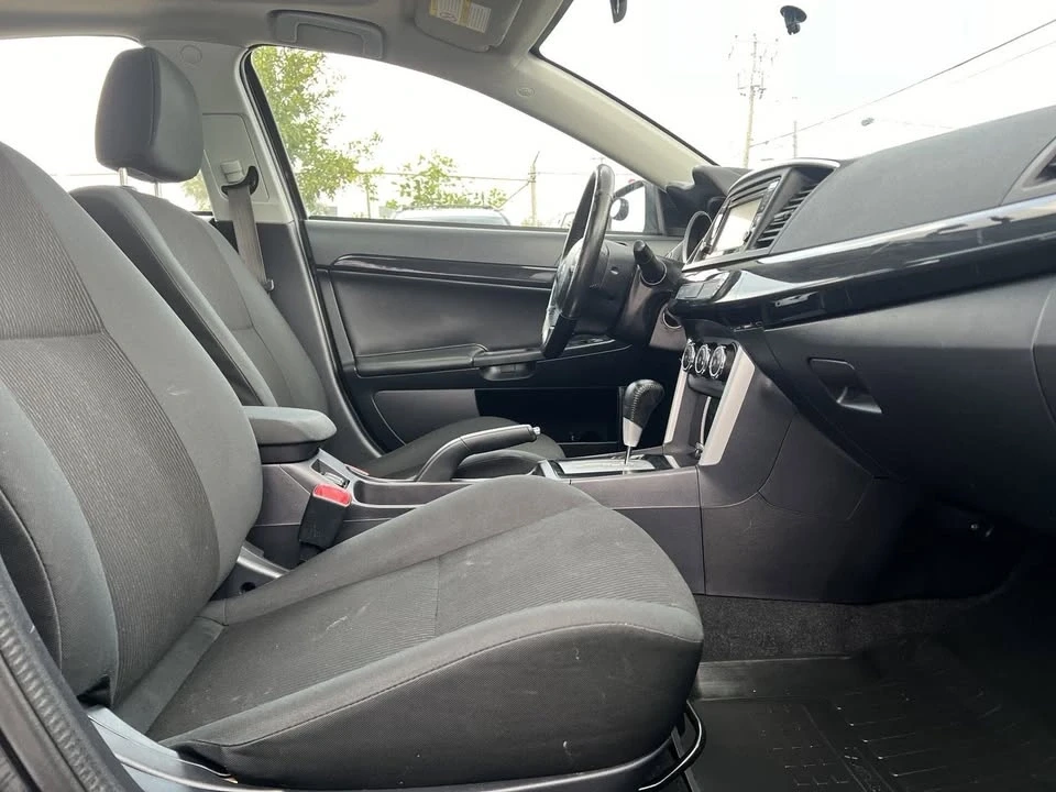 2017 Mitsubishi Lancer 10th Gen - Image 11 of 19