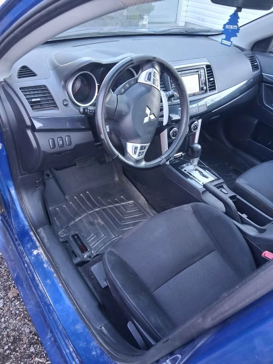 2017 Mitsubishi Lancer - Image 11 of 20