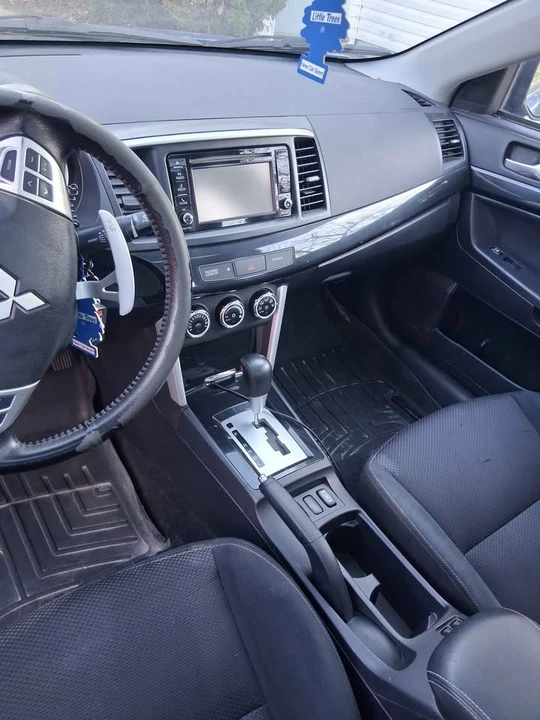 2017 Mitsubishi Lancer - Image 16 of 20