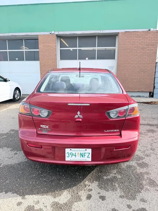 2017 Mitsubishi Lancer 10th Gen - Image 5 of 8