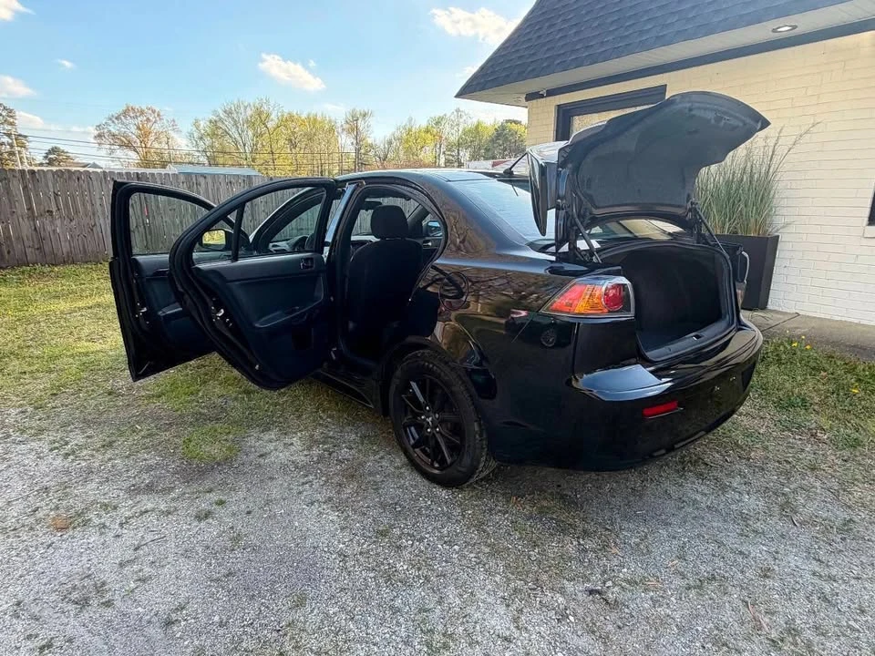 2017 Mitsubishi Lancer - Image 9 of 20