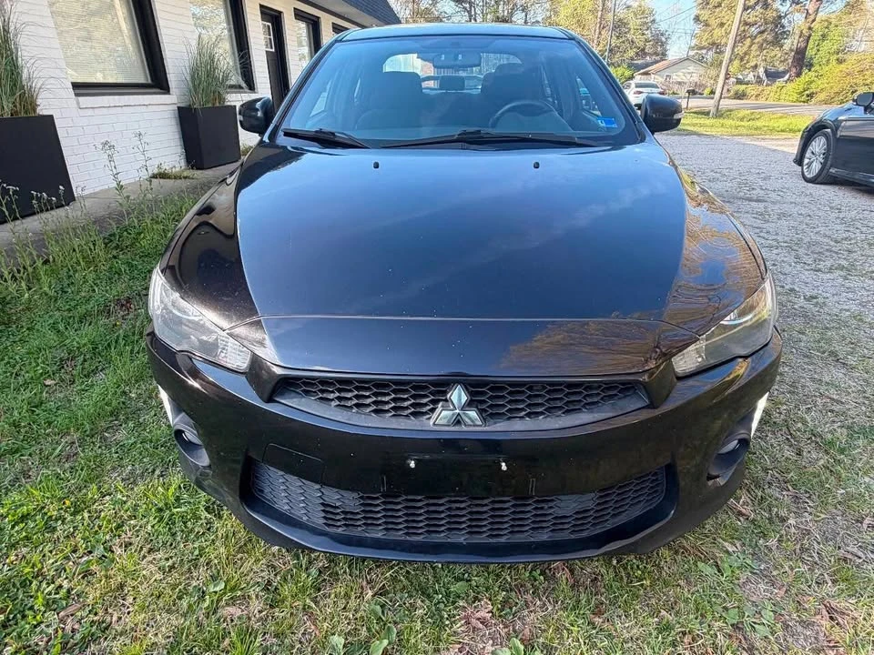 2017 Mitsubishi Lancer - Image 8 of 20