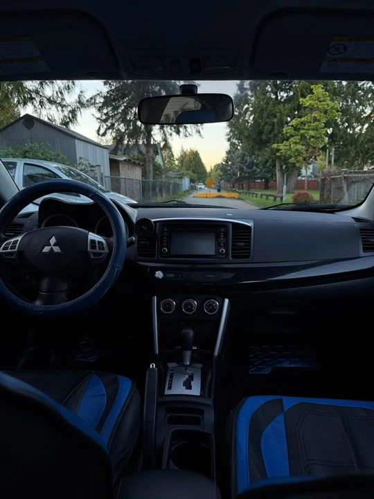 2017 Mitsubishi Lancer - Image 2 of 14