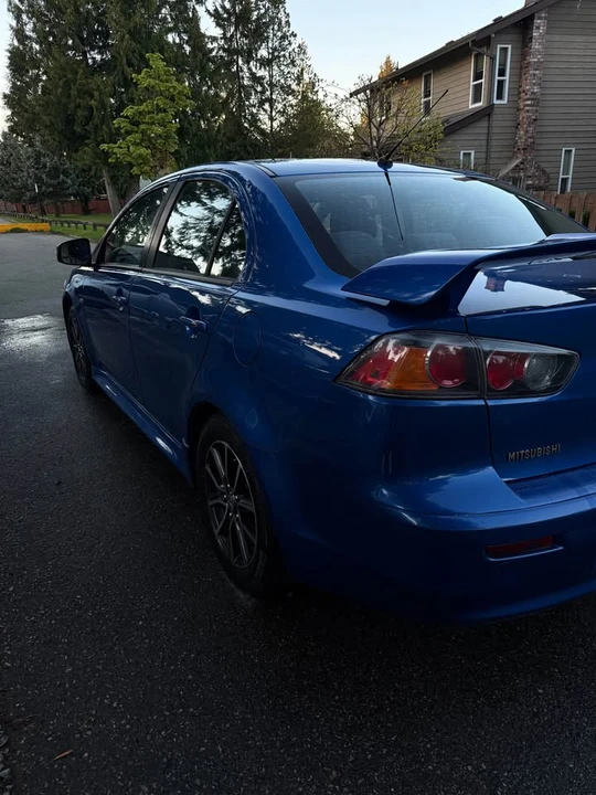 2017 Mitsubishi Lancer - Image 10 of 14