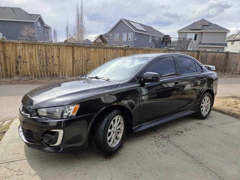 2017 Mitsubishi Lancer - Image 2 of 18