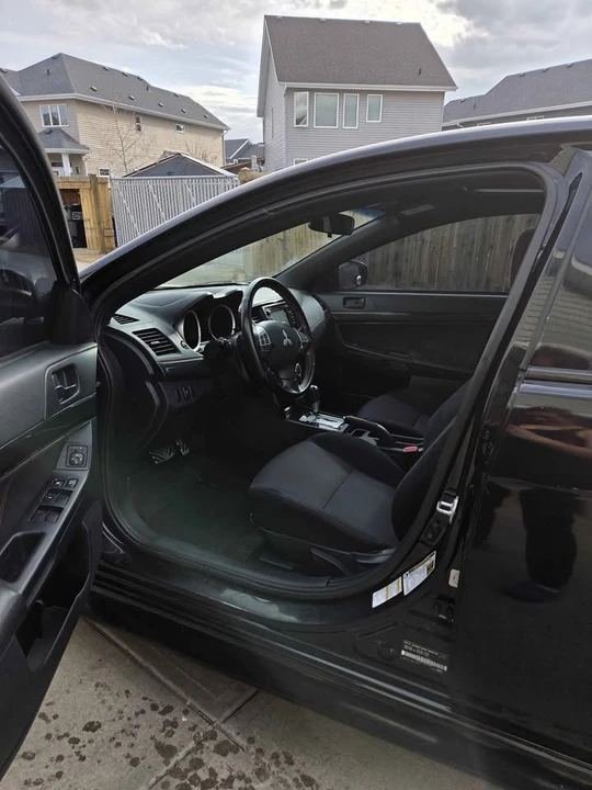 2017 Mitsubishi Lancer - Image 8 of 18