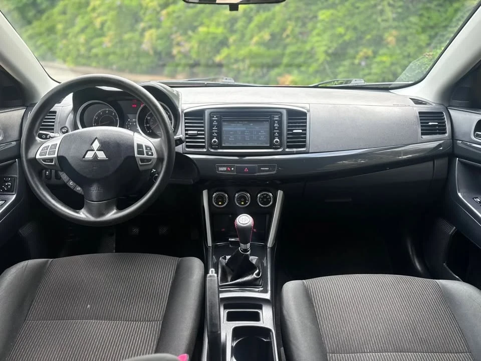 2017 Mitsubishi Lancer - Image 20 of 20