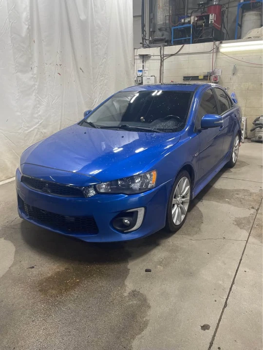 2017 Mitsubishi Lancer - Image 2 of 7