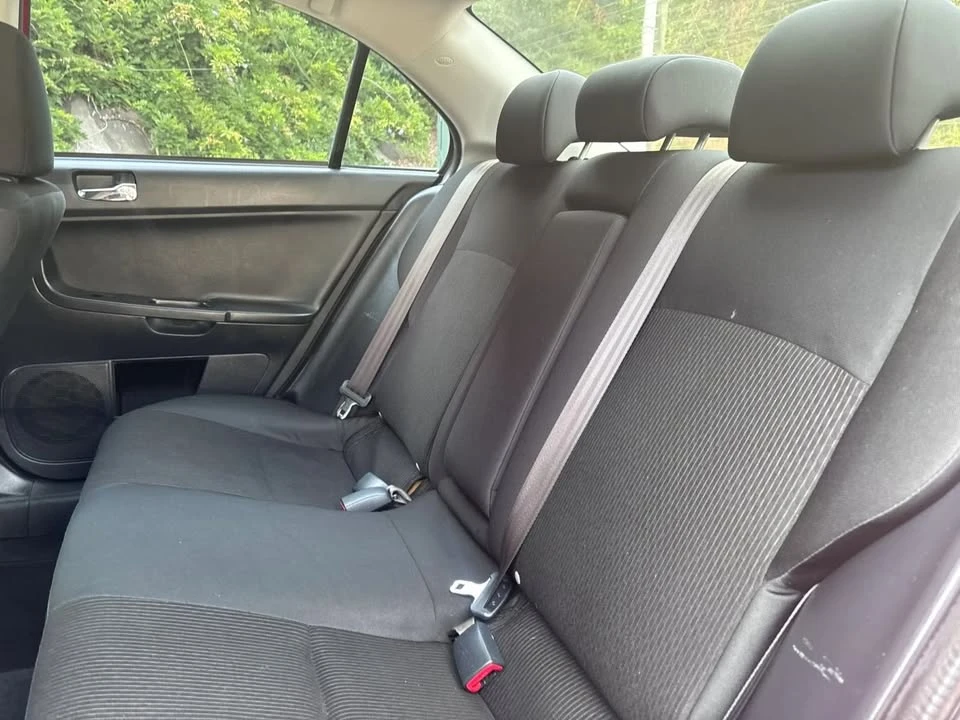 2017 Mitsubishi Lancer - Image 16 of 20