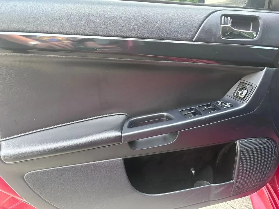 2017 Mitsubishi Lancer - Image 11 of 20