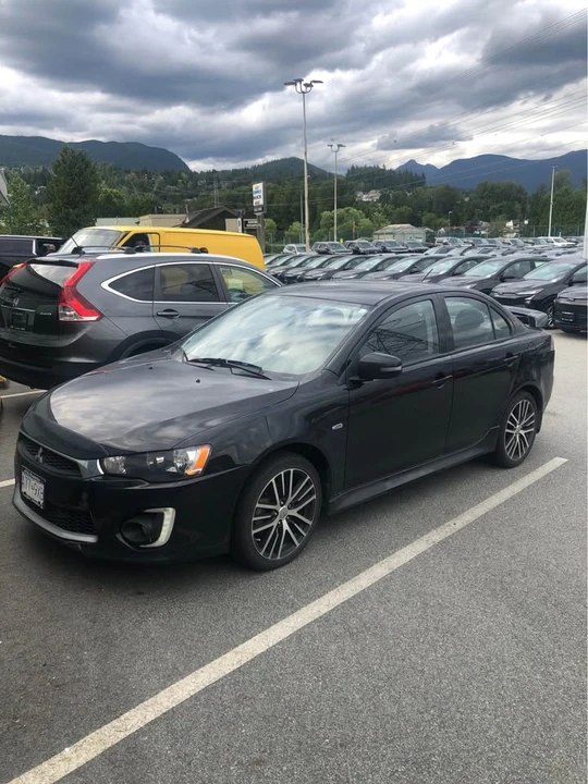 2017 Mitsubishi Lancer - Image 2 of 19