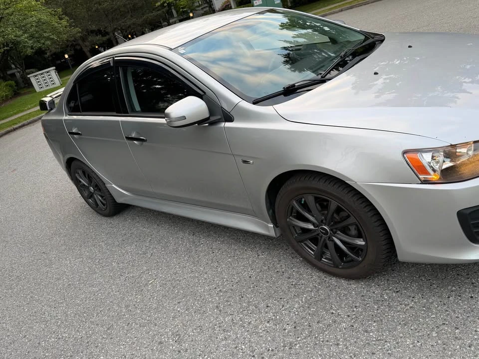 2017 Mitsubishi Lancer - Image 11 of 20