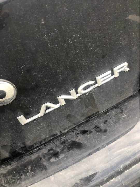 2017 Mitsubishi Lancer - Image 6 of 19