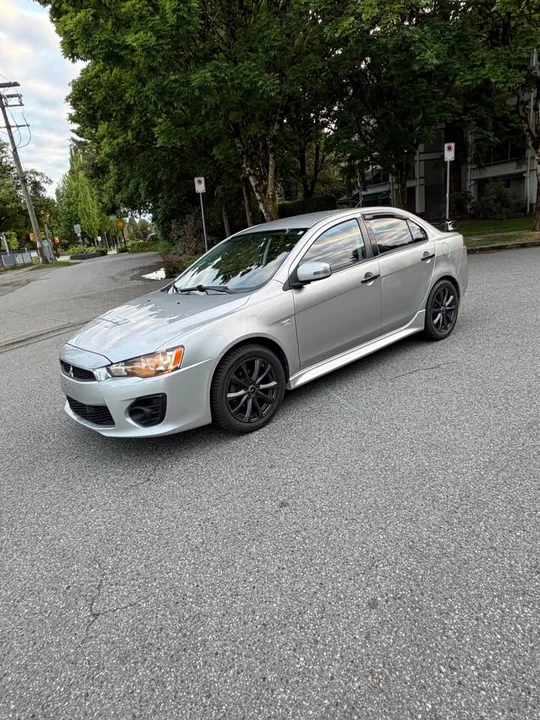2017 Mitsubishi Lancer - Image 19 of 20