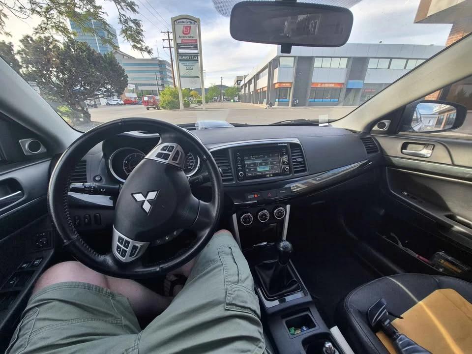 2017 Mitsubishi Lancer - Image 6 of 6